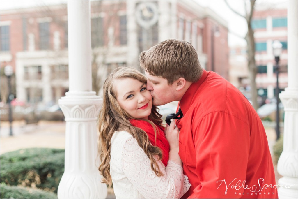 Marietta-Square-Engagement-Session_0009