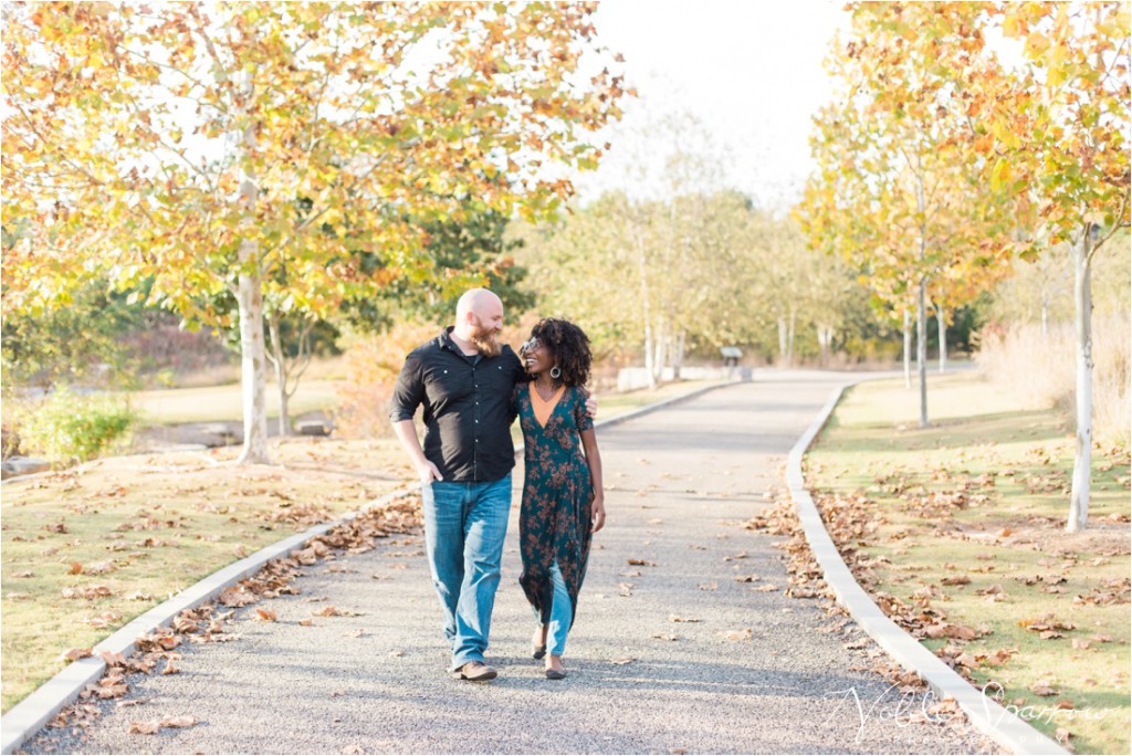 garrarnd-landing-park-fall-engagement-session_0010