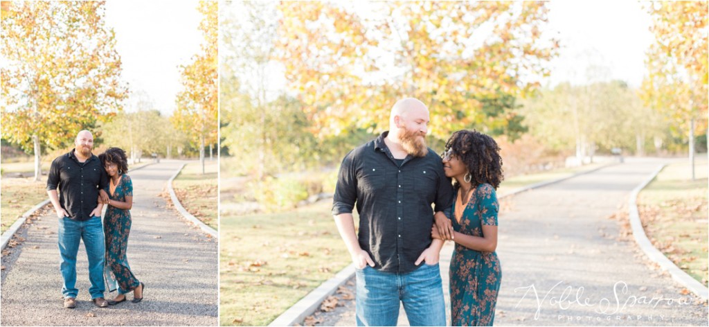 garrarnd-landing-park-fall-engagement-session_0012