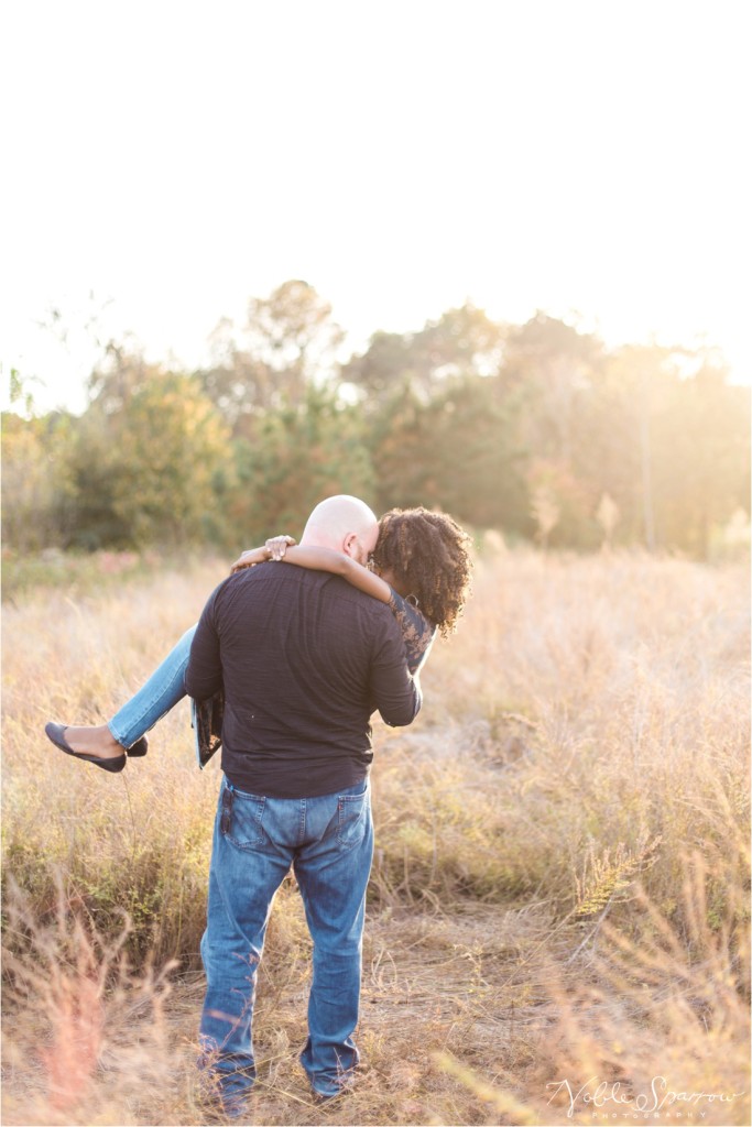 garrarnd-landing-park-fall-engagement-session_0018