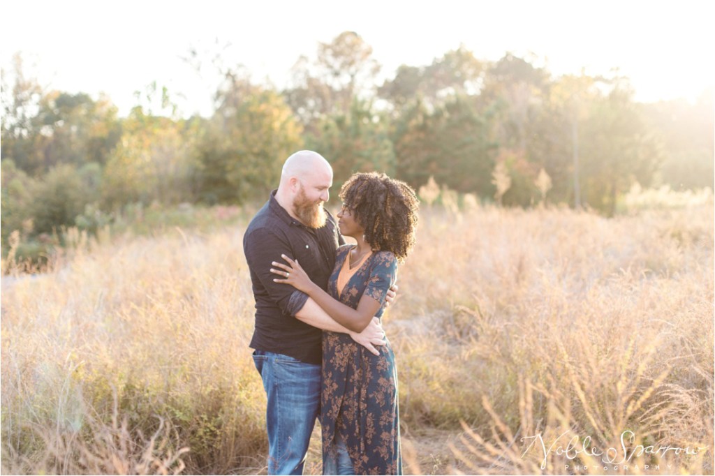 garrarnd-landing-park-fall-engagement-session_0025