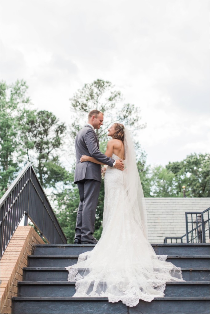 Holy Spirit Catholic Church Weeding, Atlanta Wedding Photographer, Blush inspired classy wedding